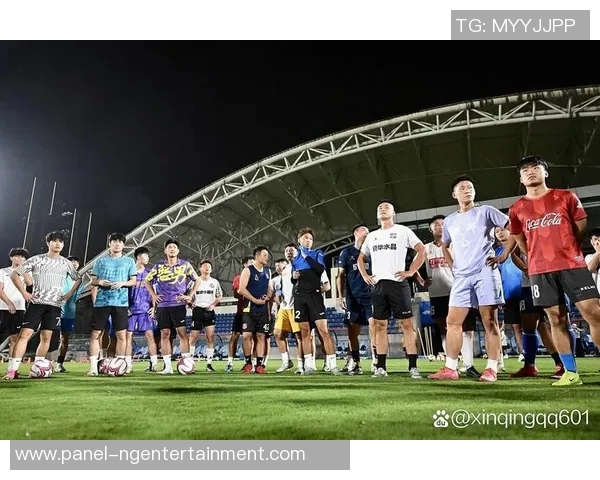 今晚足球盛宴即将开启球迷们准备好迎接激情对决了吗